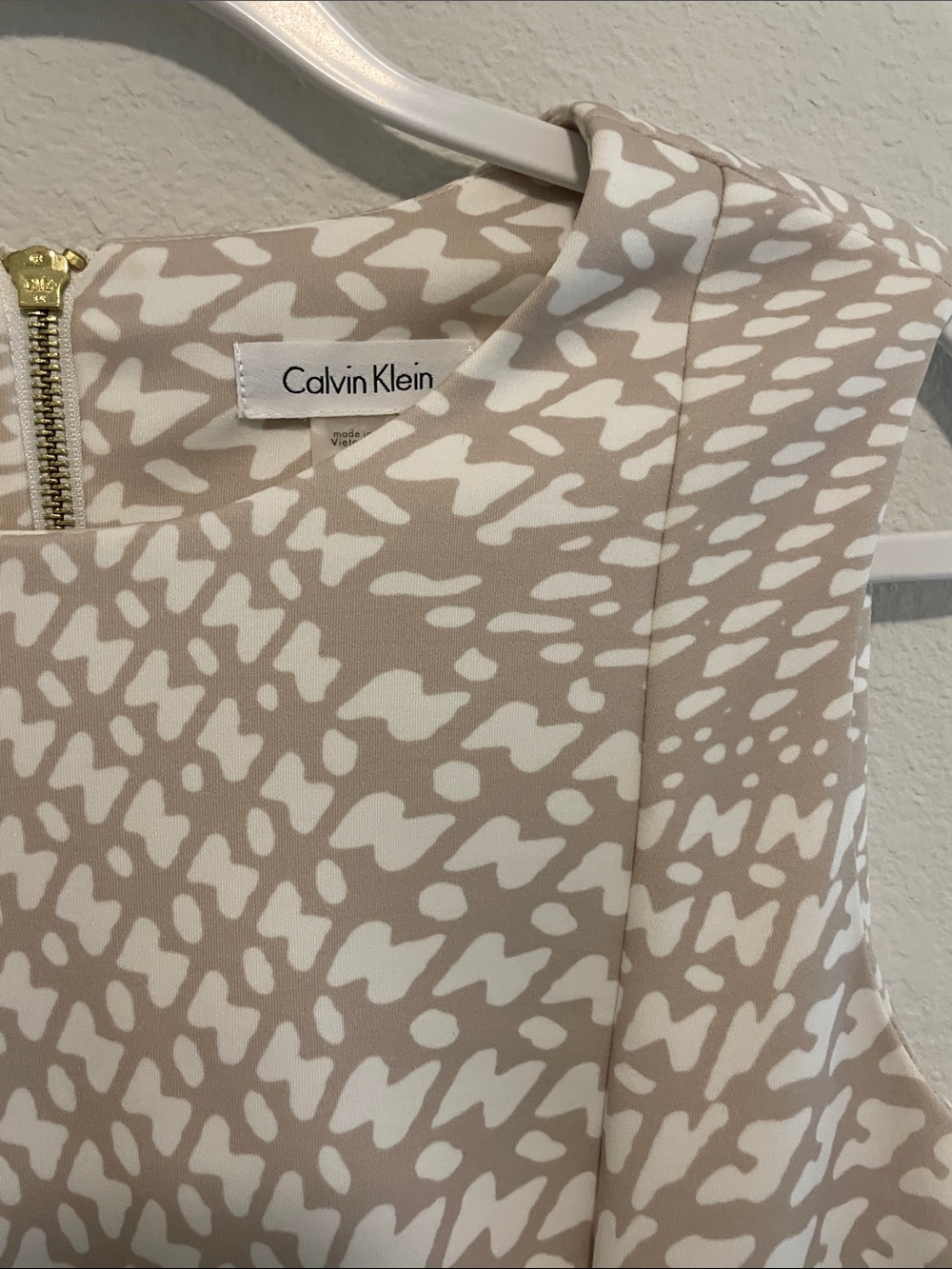 Calvin Klein Beige and White Sleeveless Midi Sheath Dress - Picture 6 of 7